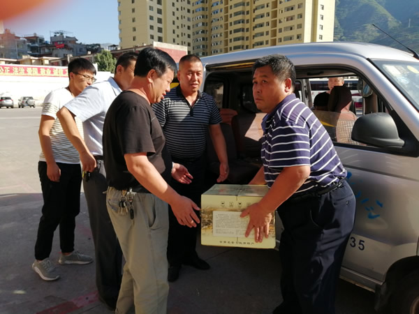 隴運集團公司開展“夏送清涼”